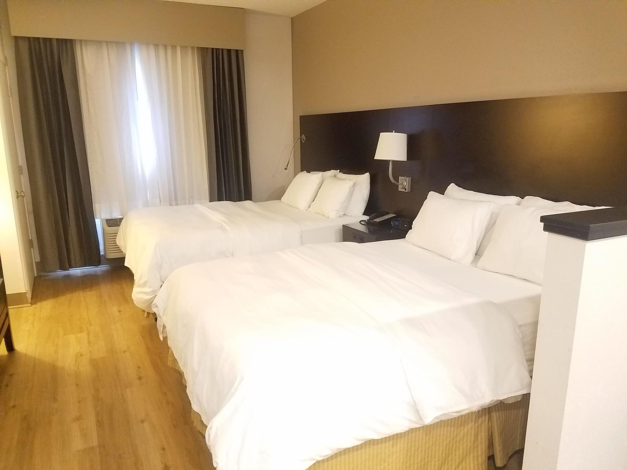 Radisson Hotel & Conference Center Rockford Bagian luar foto