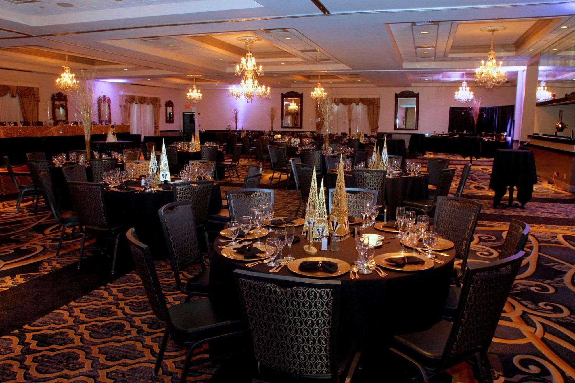 Radisson Hotel & Conference Center Rockford Bagian luar foto